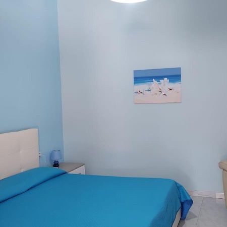 La Rosa Dei Venti B&B Chia Exteriör bild
