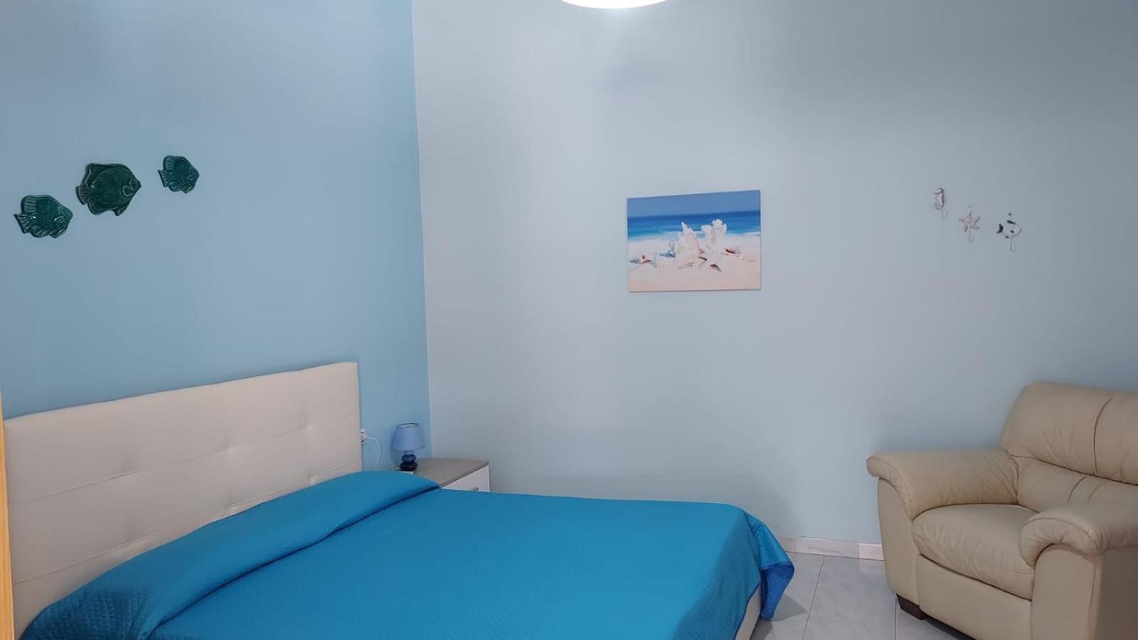 La Rosa Dei Venti B&B Chia Exteriör bild